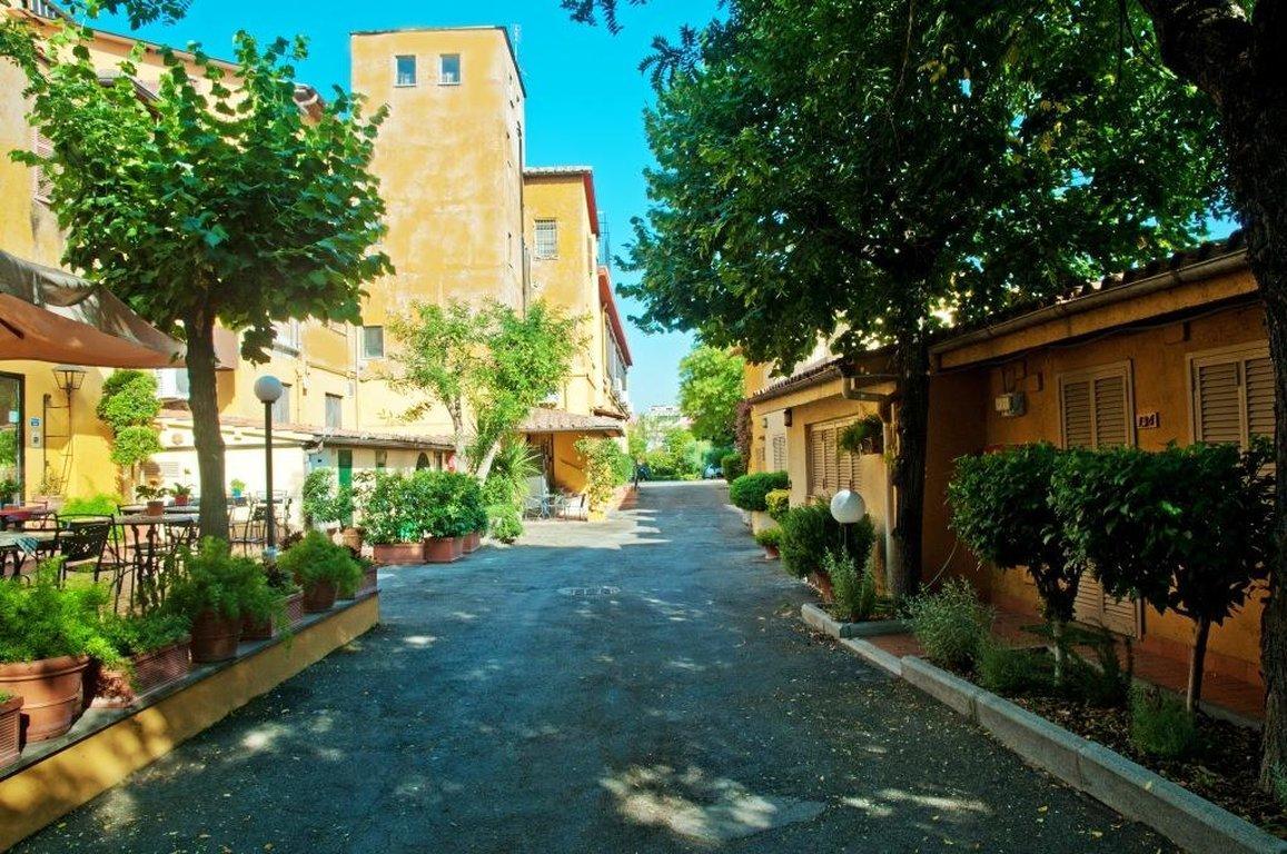 Hotel Orto Di Rom